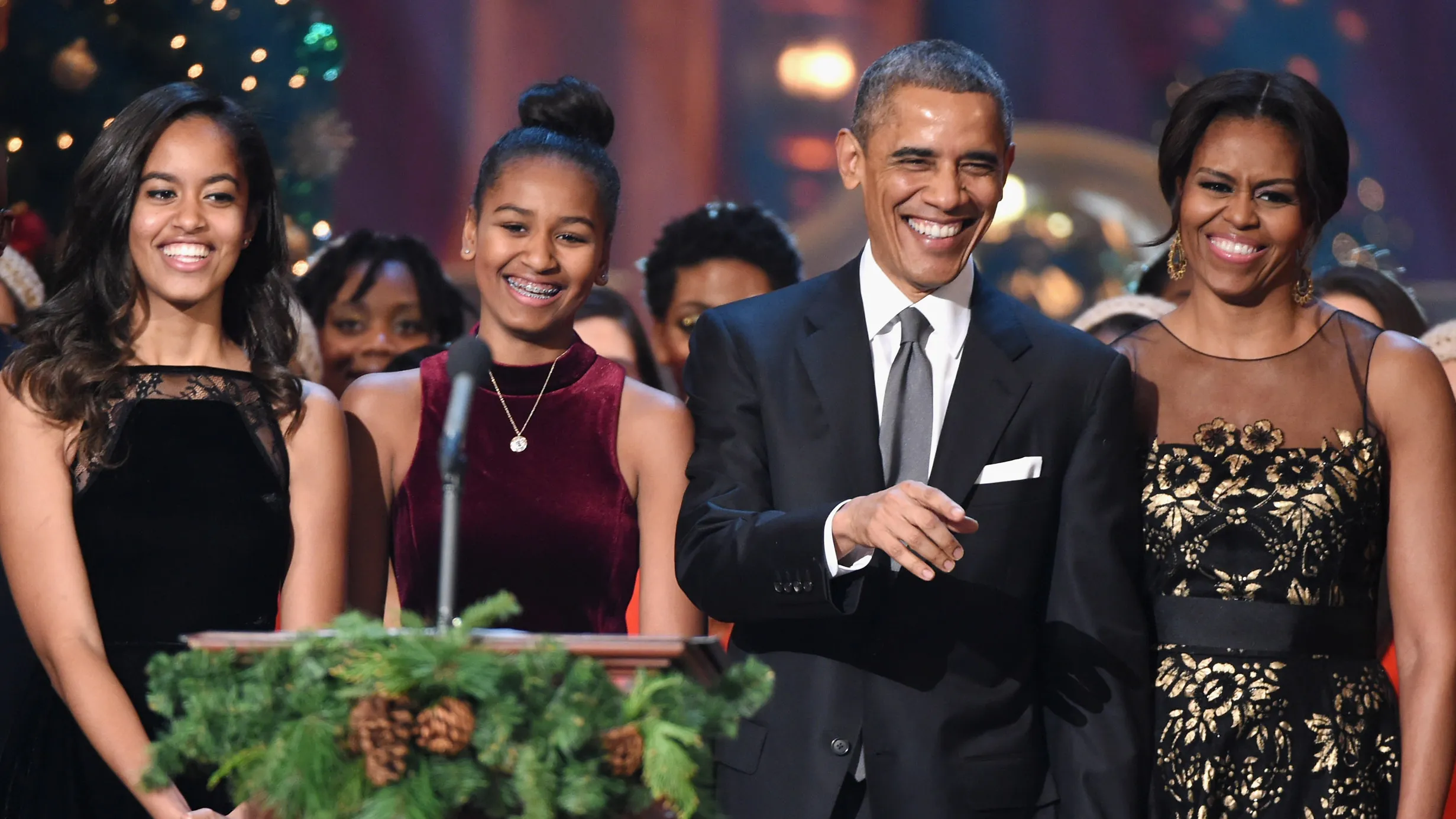 Is Rumors About Sasha Obama dating Clifton Powell Jr. true?